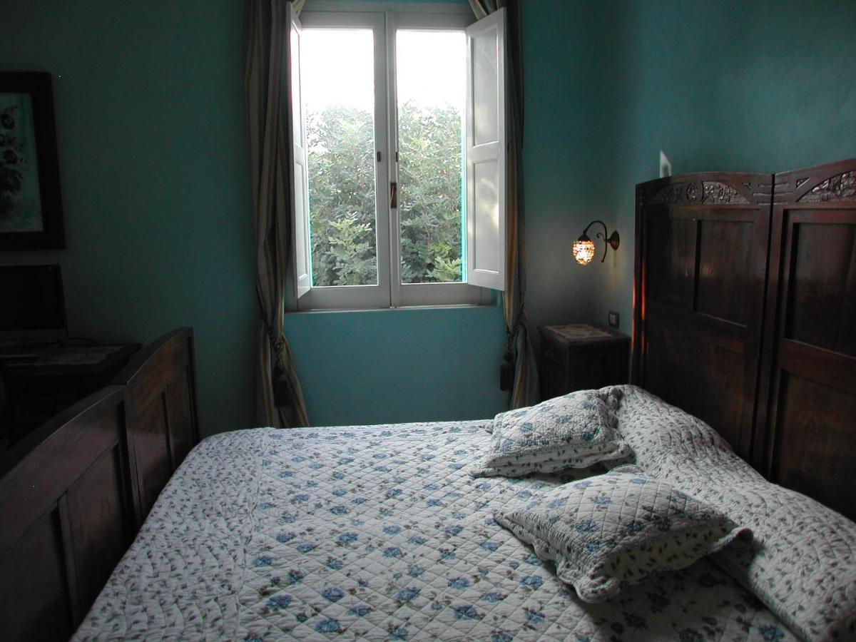 Les Chandelles San Menaio Buitenkant foto